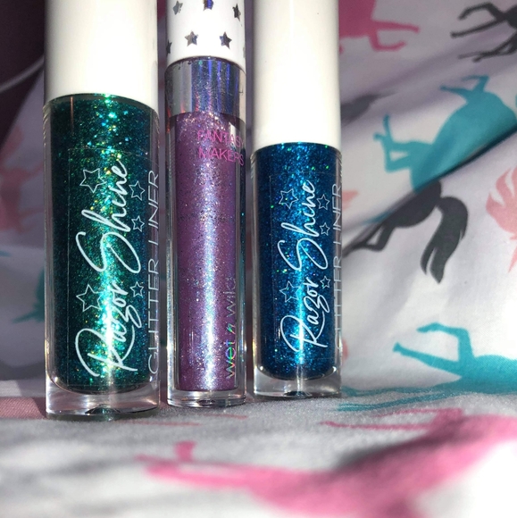 Glitter liquid liner - Picture 2 of 2